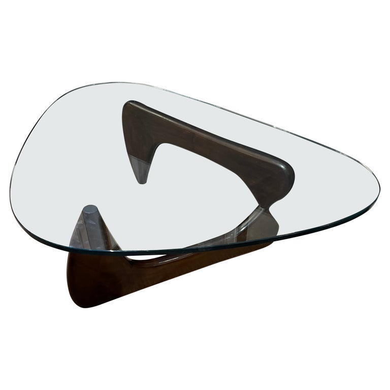 Japanese Coffee Table in Walnut and Glass in the style of Isamu Noguchi