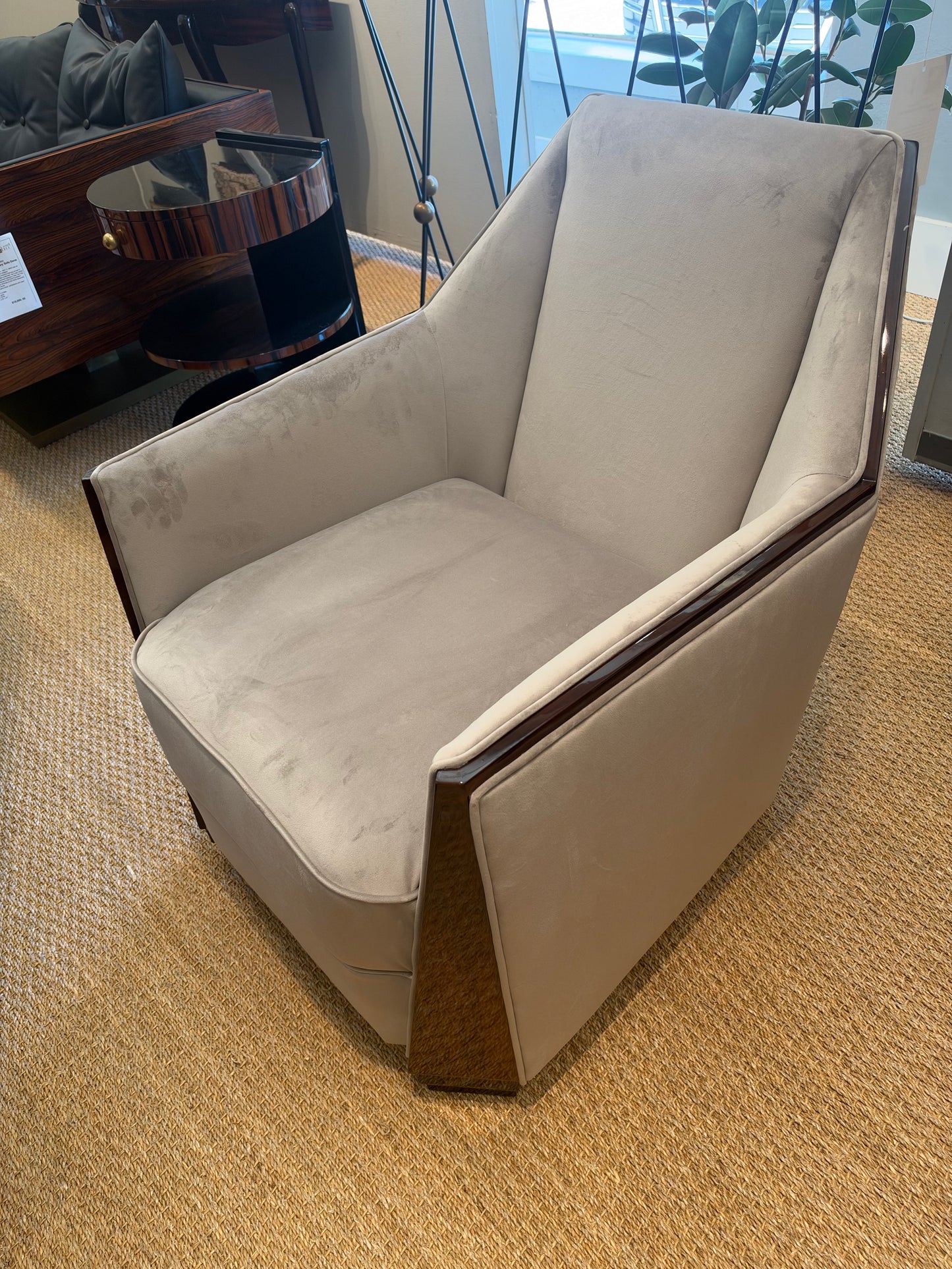 Art Deco Armchair in Walnut