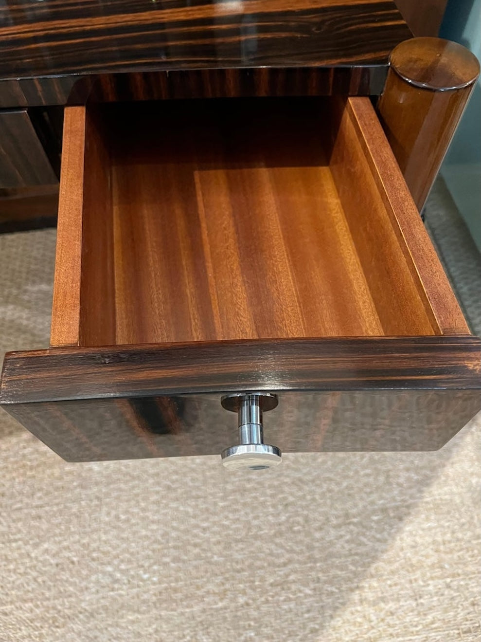 Art Deco French Elegant Writing Desk in Macassar