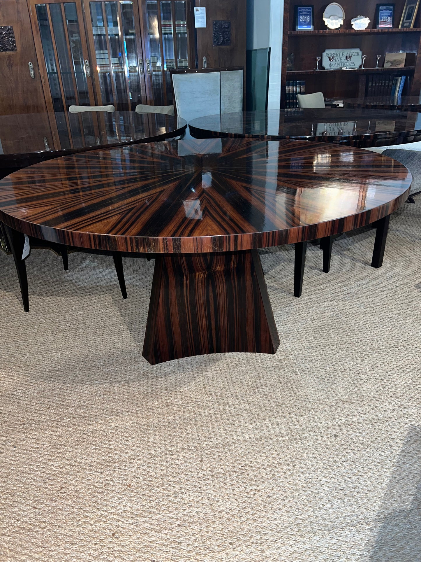 Art Deco French Round Dining Table in Macassar
