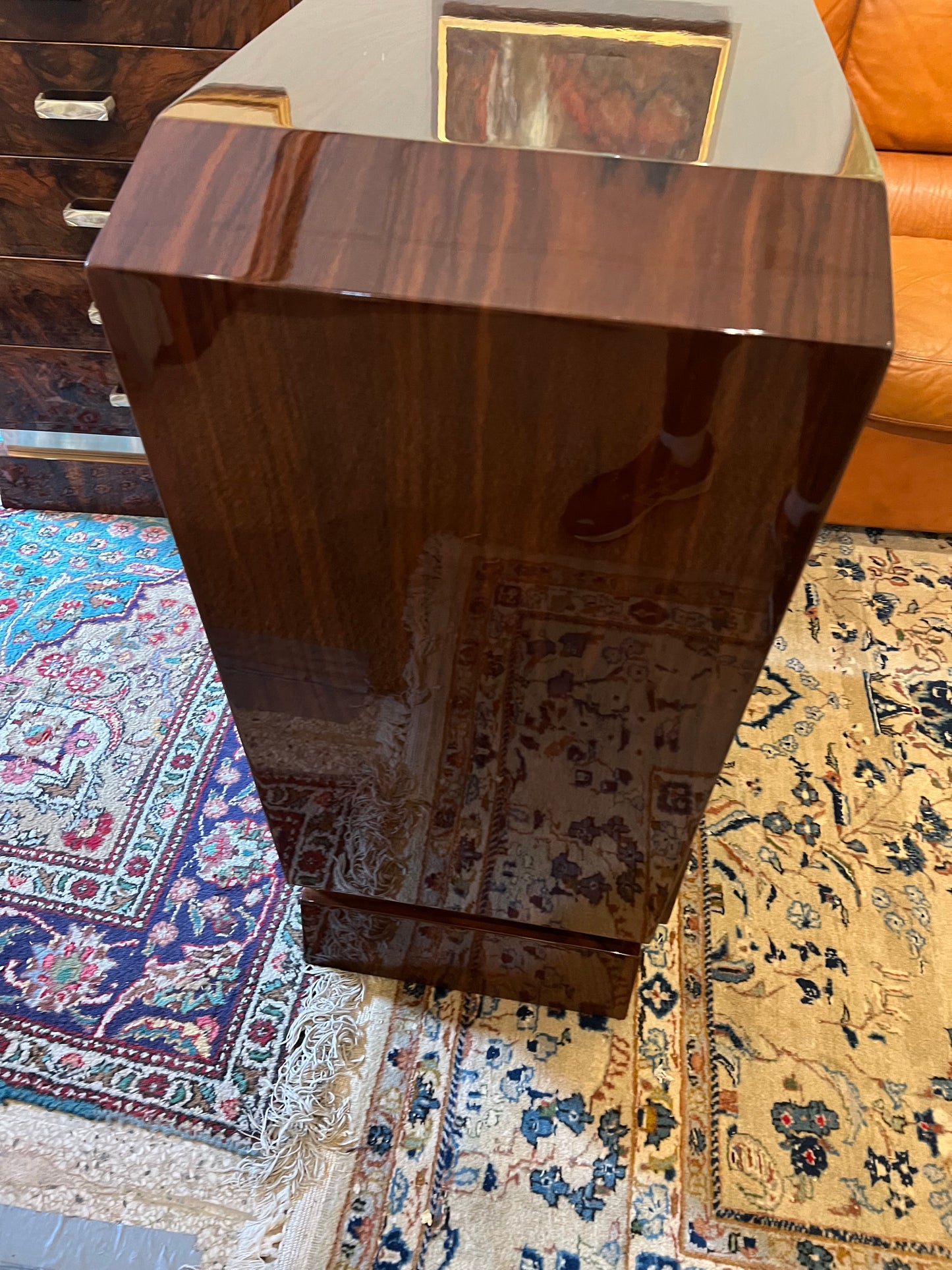 French Art Deco chest of drawers in walnut with brass handles
