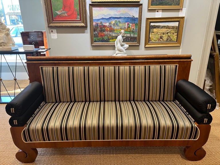 Biedermeier Sofa in Walnut