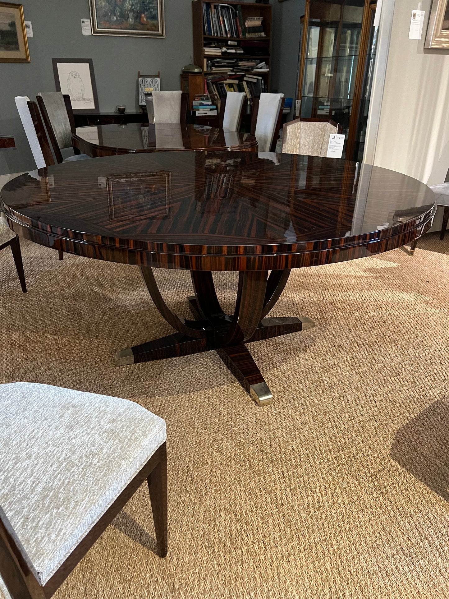 Round Dining Tabel in Macassar